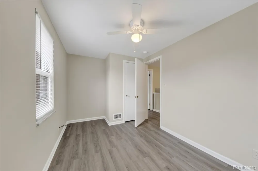 360 Parkview Drive Plymouth City, MI 48170