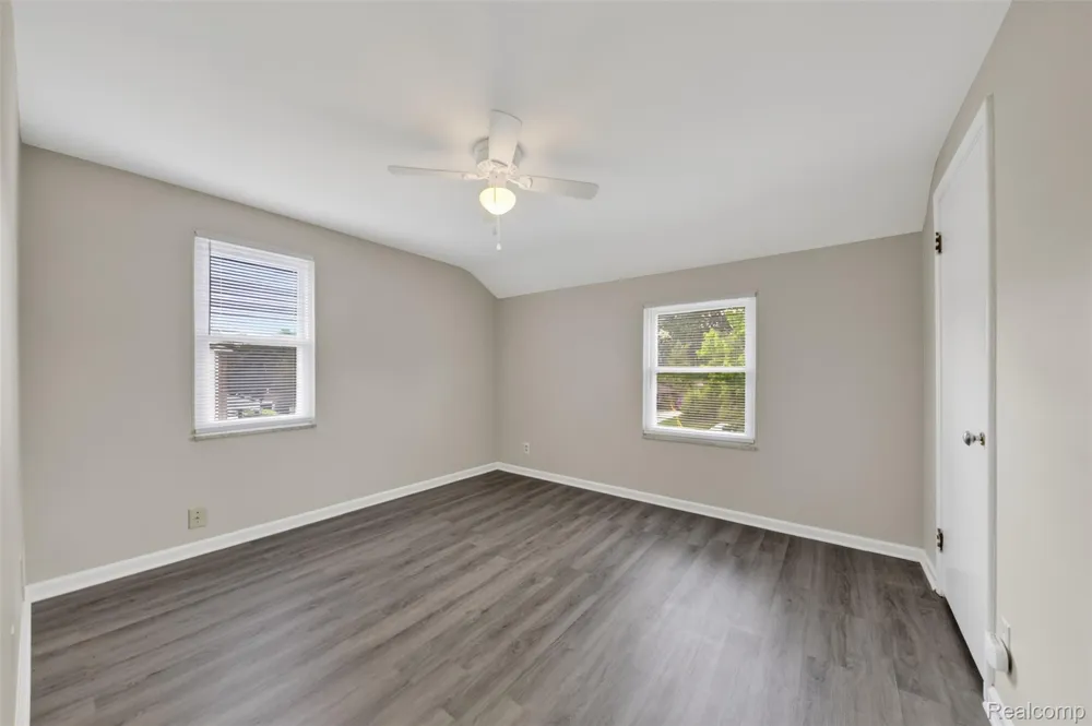 360 Parkview Drive Plymouth City, MI 48170