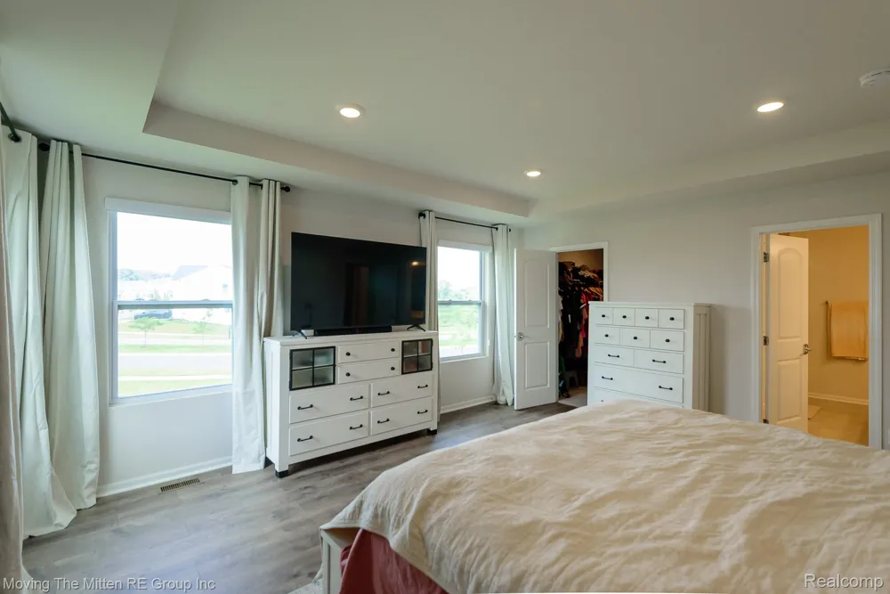 305 Angus Lane Saline Township, MI 48176