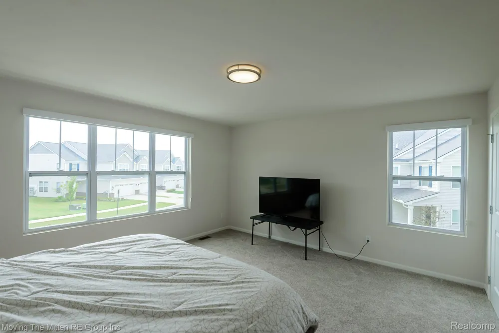 305 Angus Lane Saline Township, MI 48176