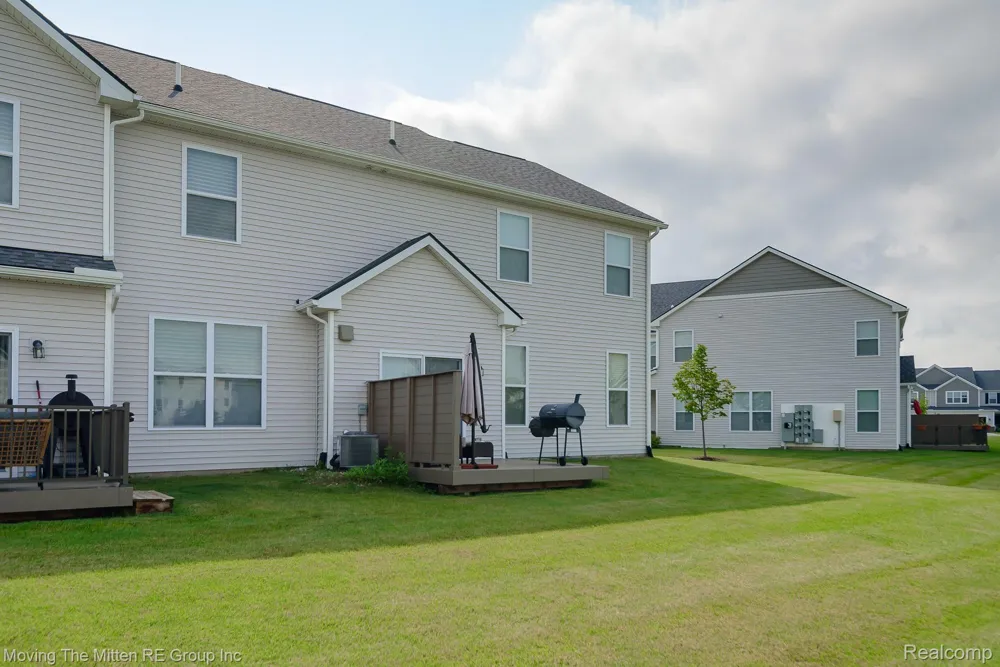 305 Angus Lane Saline Township, MI 48176