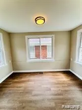 557 WHITE AVENUE Lincoln Park City, MI 48146