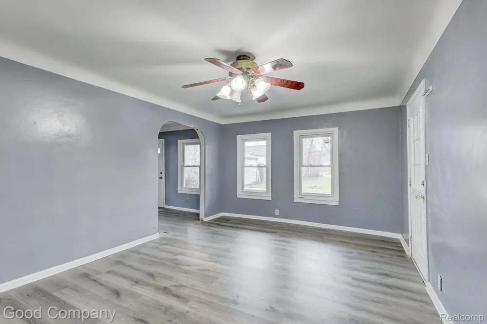 1377 Dorothea Road Berkley City, MI 48072