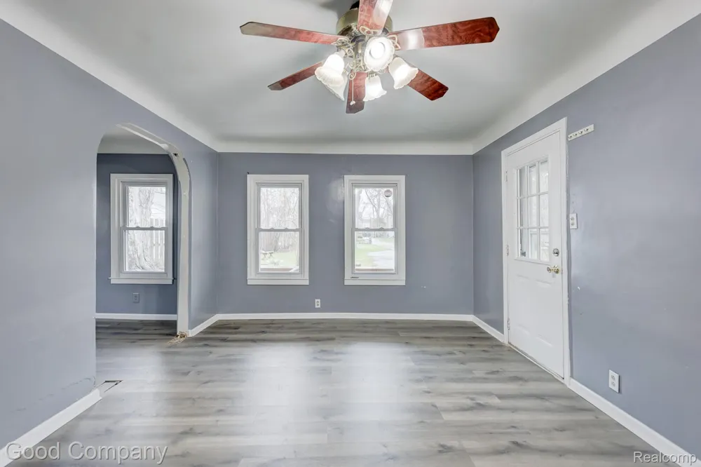1377 Dorothea Road Berkley City, MI 48072