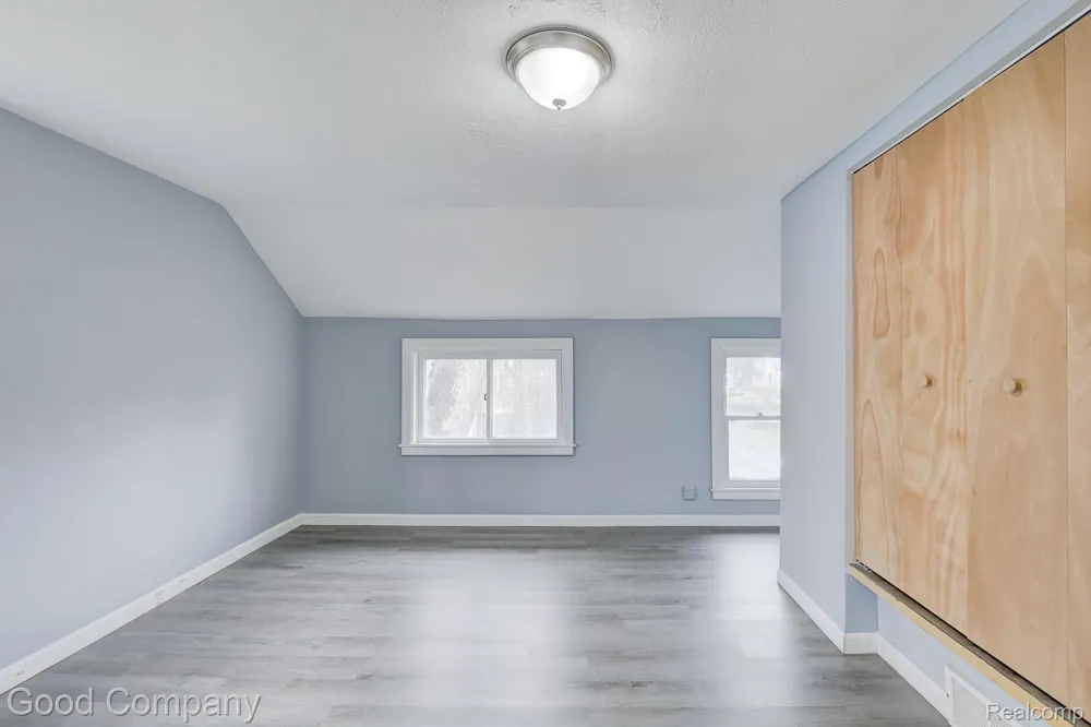 1377 Dorothea Road Berkley City, MI 48072
