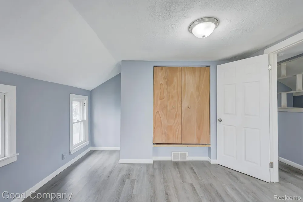 1377 Dorothea Road Berkley City, MI 48072