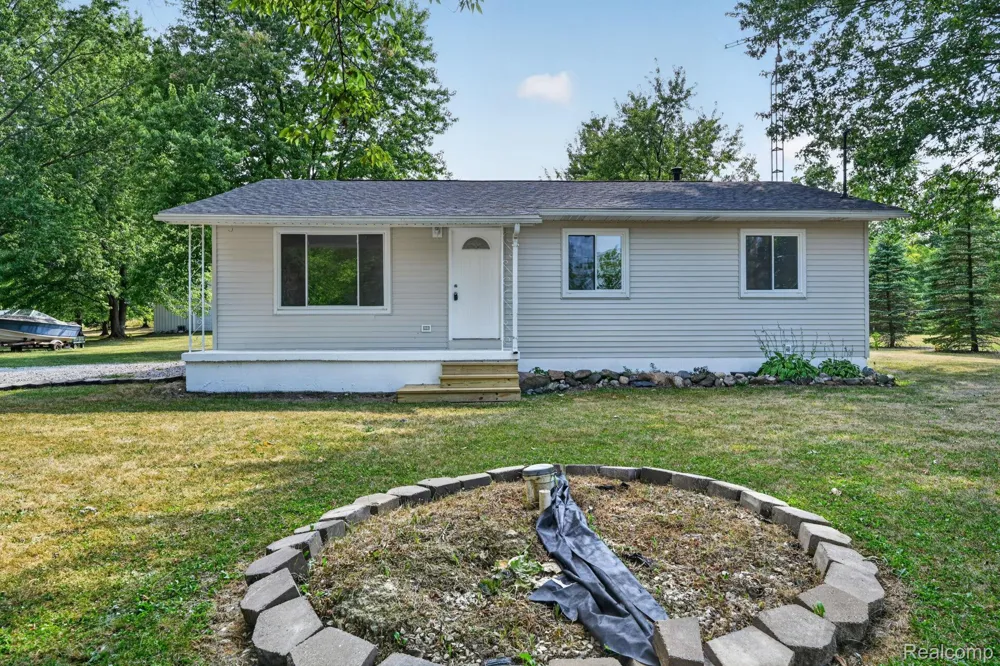 305 W Walker Street Gaines Township, MI 48436