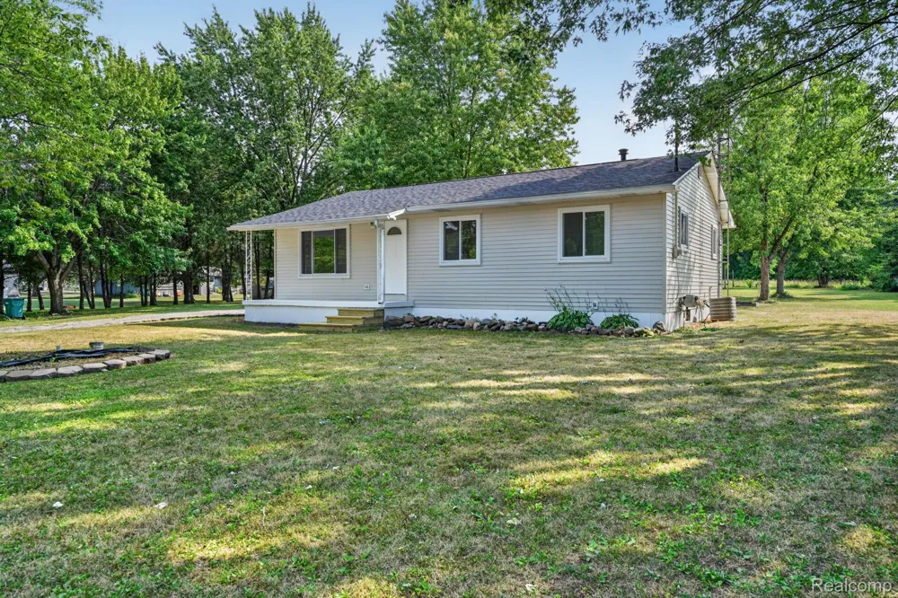 305 W Walker Street Gaines Township, MI 48436