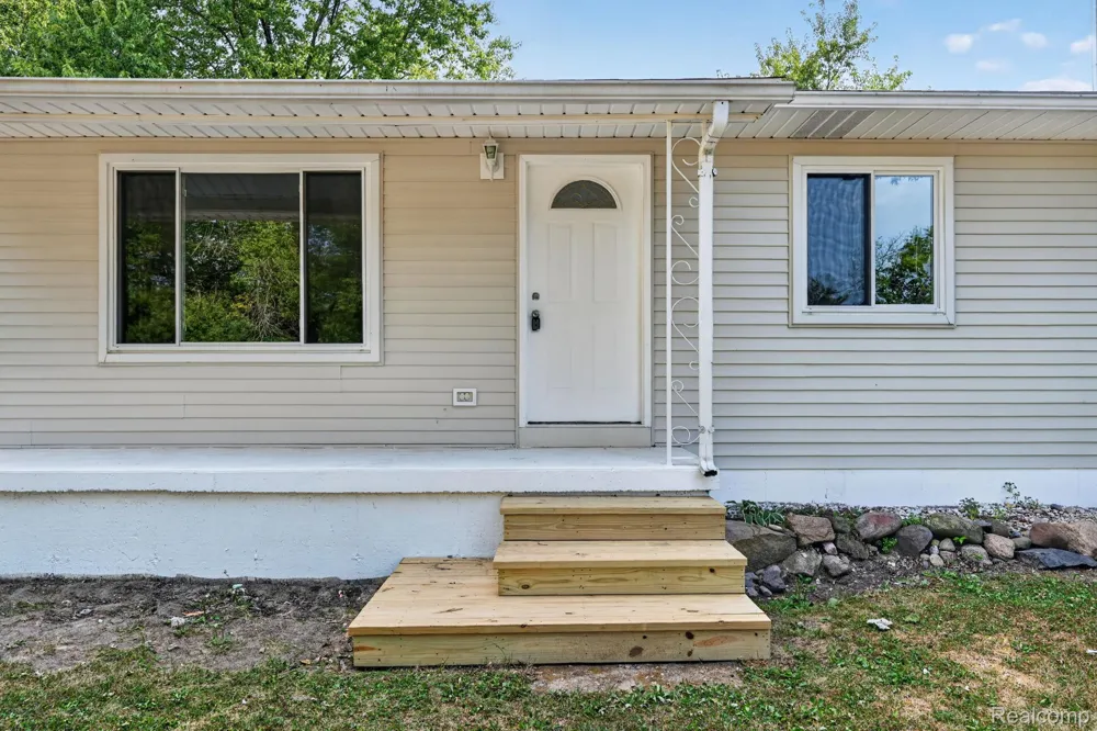 305 W Walker Street Gaines Township, MI 48436