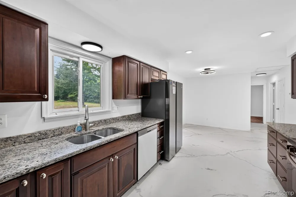 305 W Walker Street Gaines Township, MI 48436
