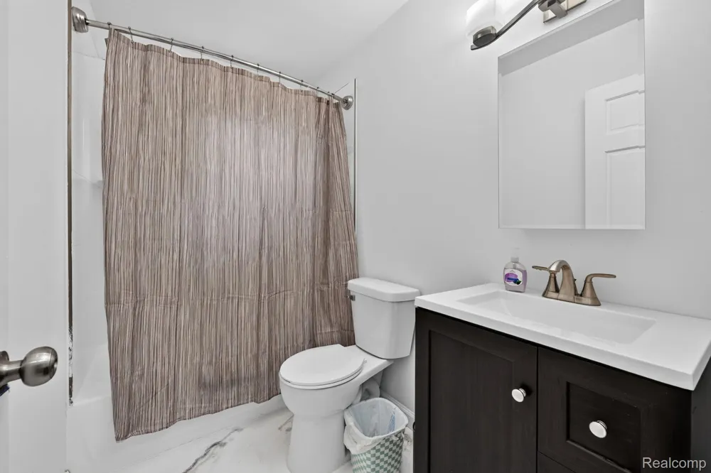 305 W Walker Street Gaines Township, MI 48436