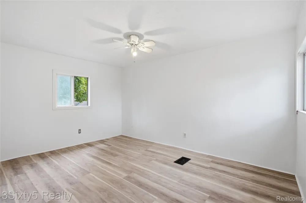 147 Charles Street River Rouge City, MI 48218