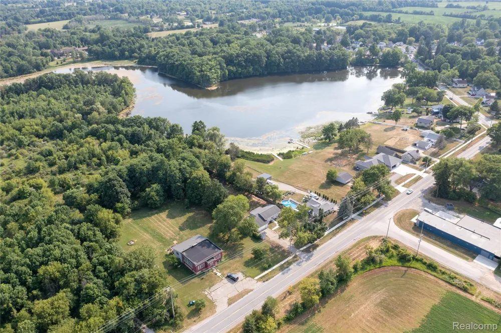 9174 Perry Road Atlas Township, MI 48411