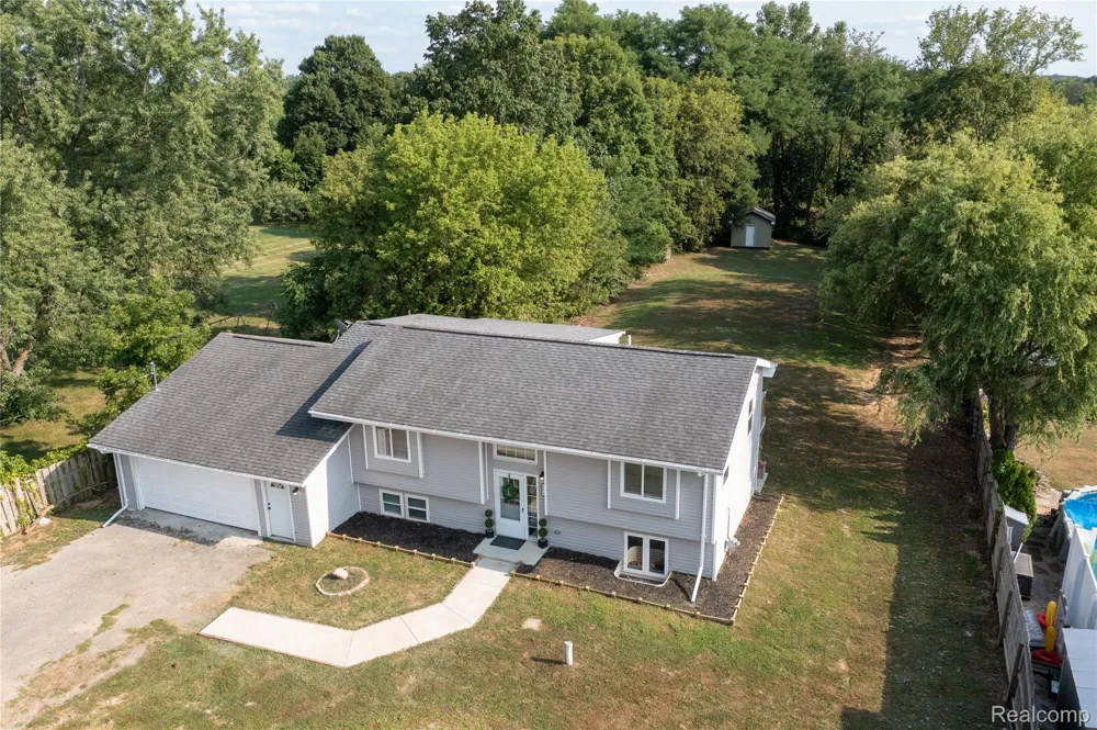 9174 Perry Road Atlas Township, MI 48411