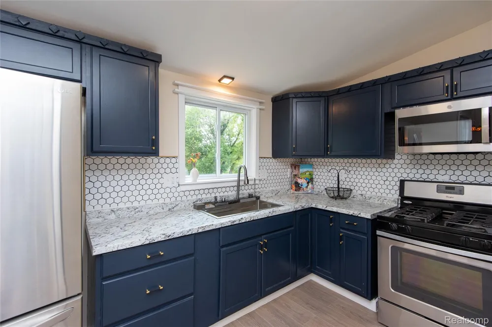 9174 Perry Road Atlas Township, MI 48411