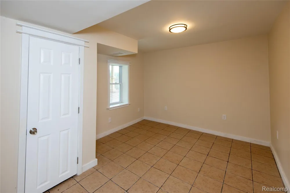 9174 Perry Road Atlas Township, MI 48411