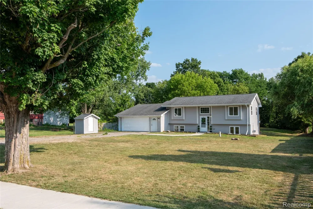9174 Perry Road Atlas Township, MI 48411