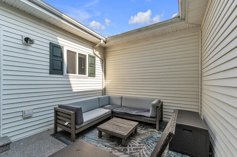 21521 Garrison Street Dearborn City, MI 48124