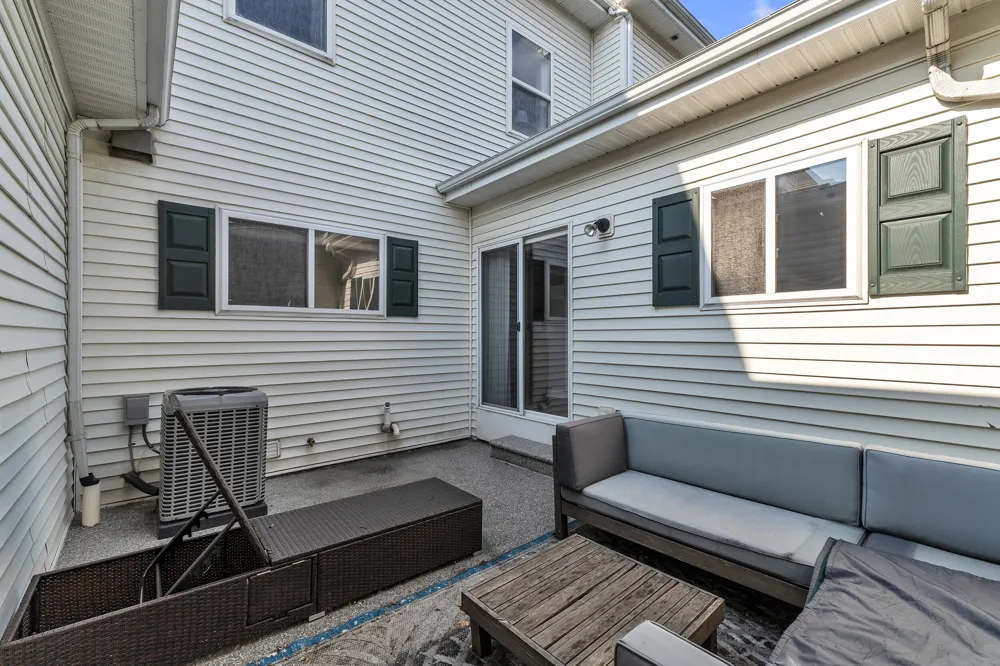 21521 Garrison Street Dearborn City, MI 48124