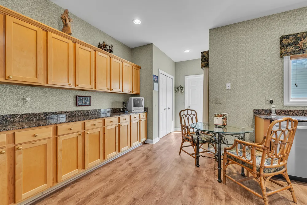 21521 Garrison Street Dearborn City, MI 48124