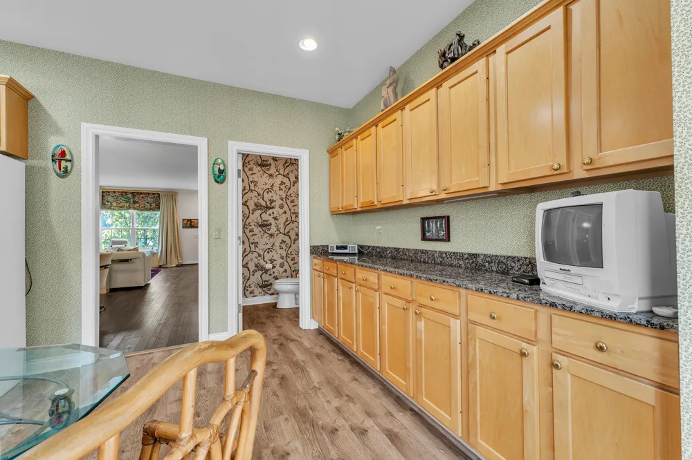 21521 Garrison Street Dearborn City, MI 48124