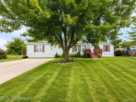 1225 Orchard Lane