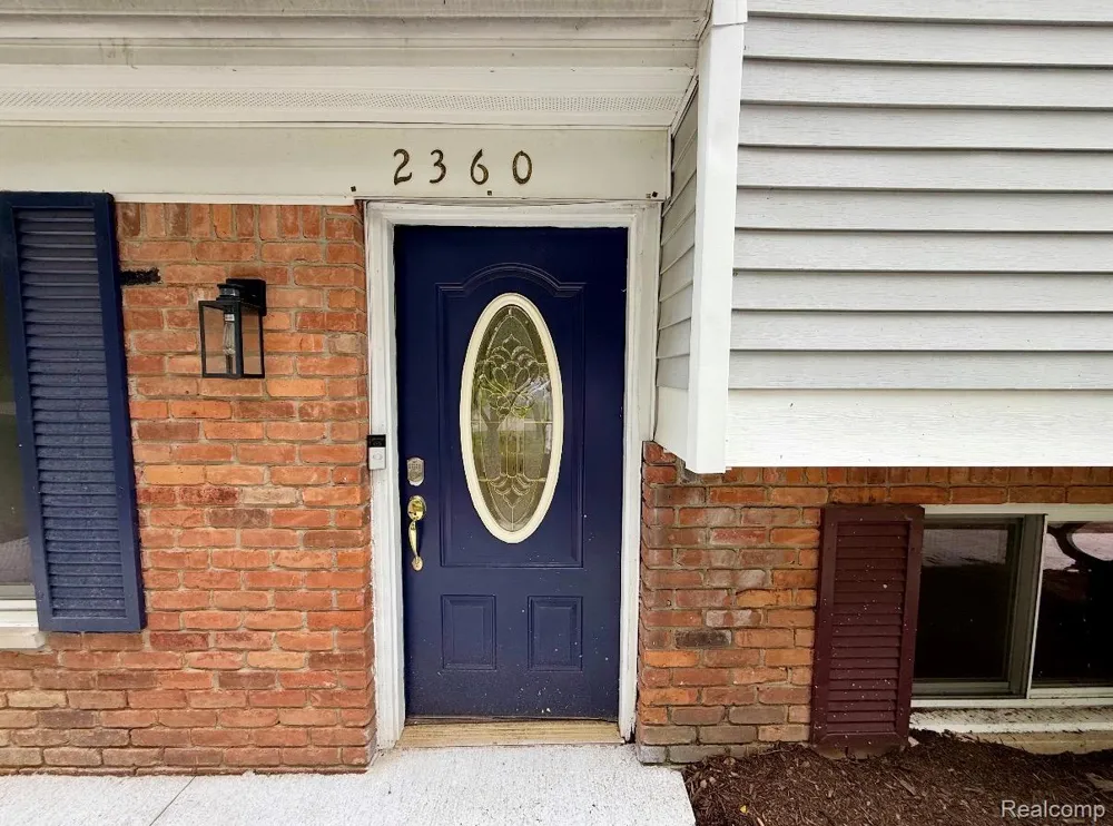 2360 Oklahoma Avenue Rochester Hills City, MI 48309