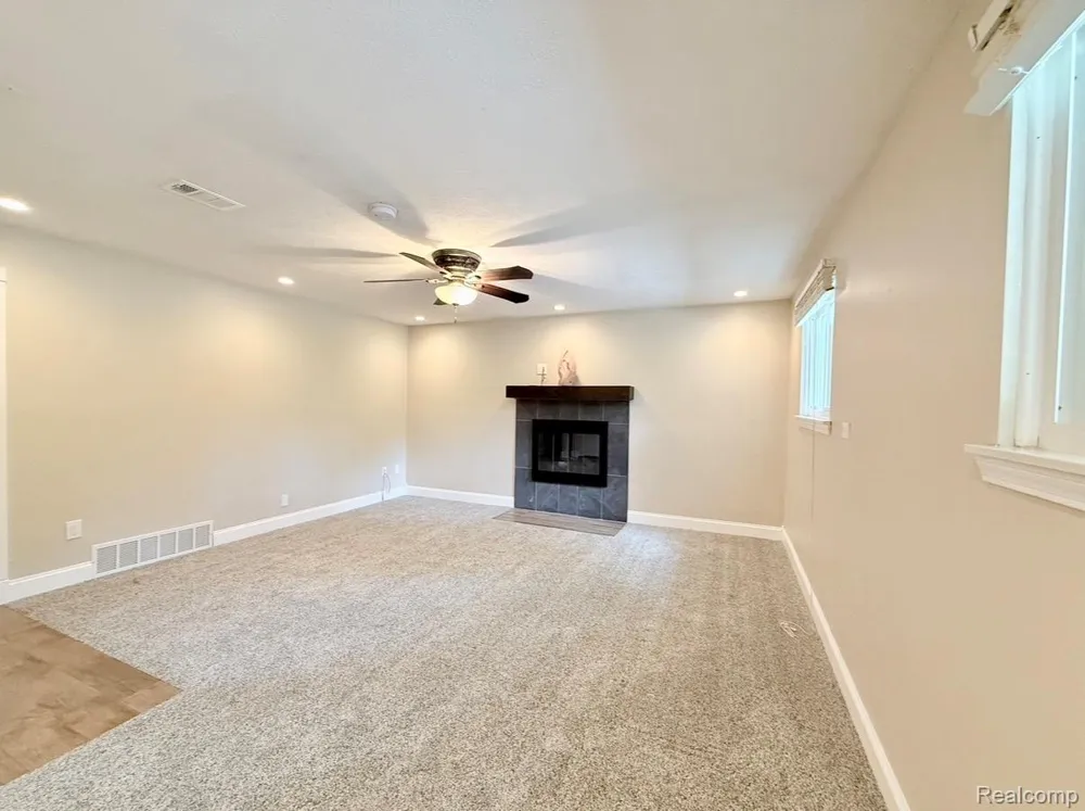 2360 Oklahoma Avenue Rochester Hills City, MI 48309