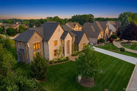 3836 Coachwood Lane