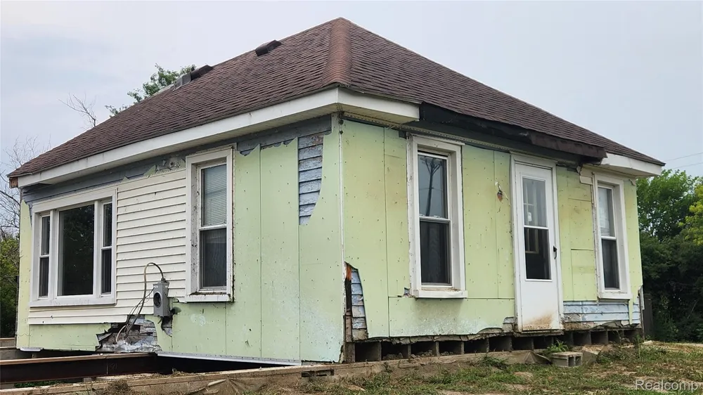10781 Armstrong Road Berlin Charter Township, MI 48179