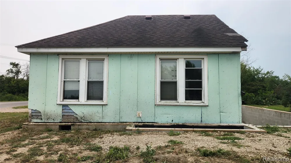 10781 Armstrong Road Berlin Charter Township, MI 48179