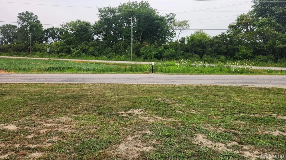 10781 Armstrong Road Berlin Charter Township, MI 48179