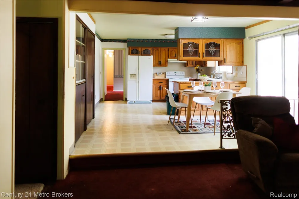 4394 Apache Drive Burton City, MI 48509