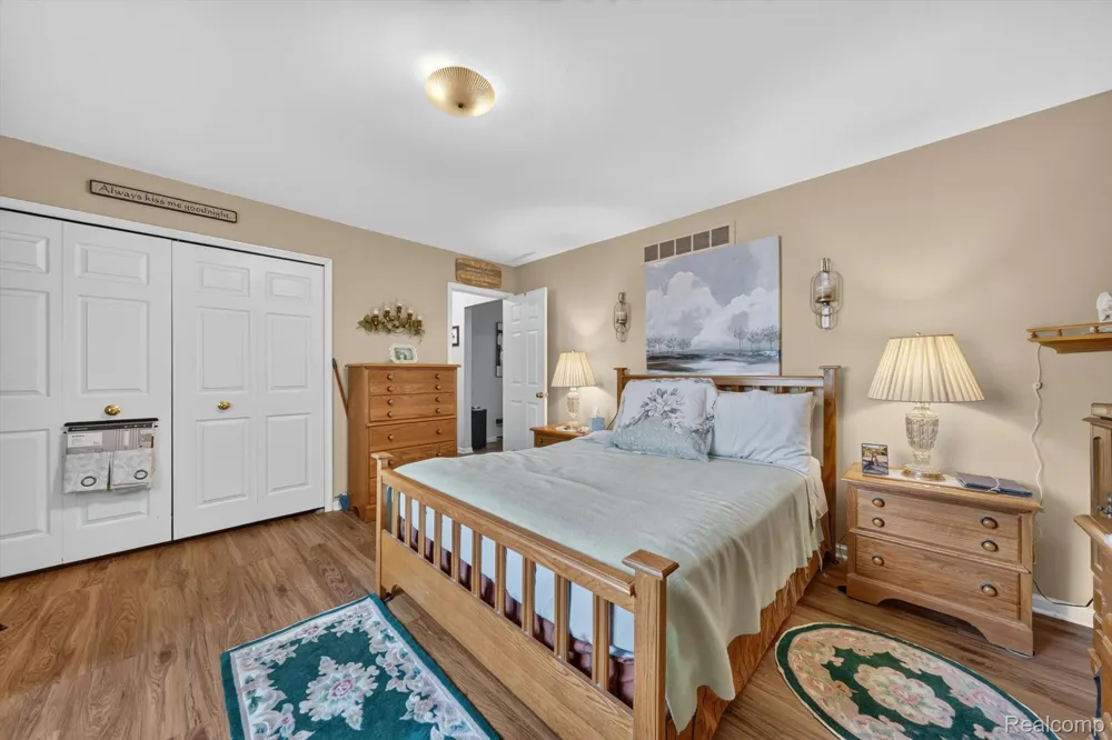 23553 Northport Drive Clinton Charter Township, MI 48036