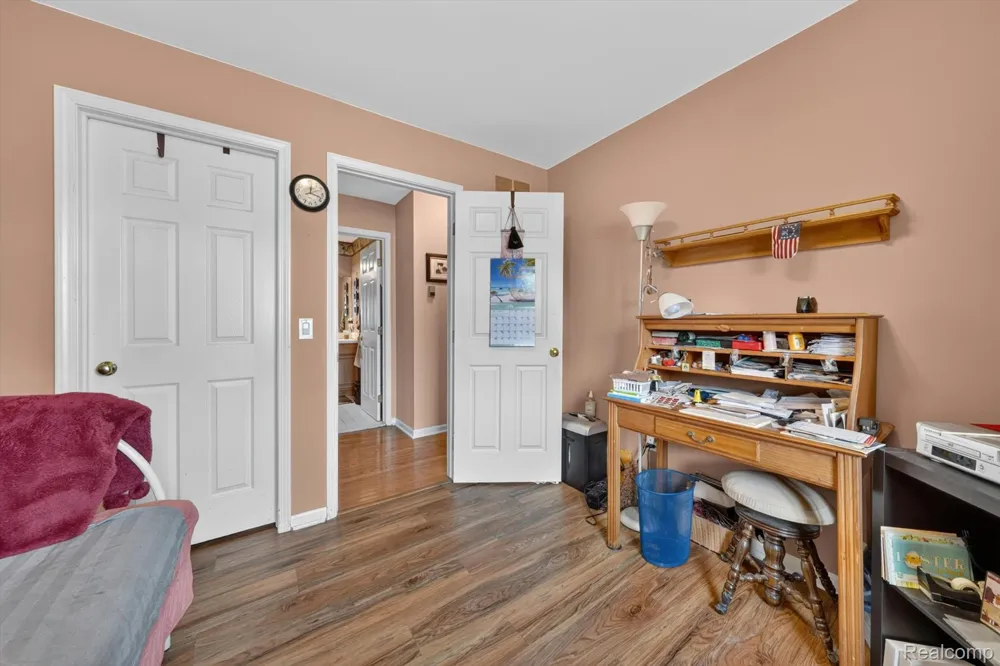 23553 Northport Drive Clinton Charter Township, MI 48036