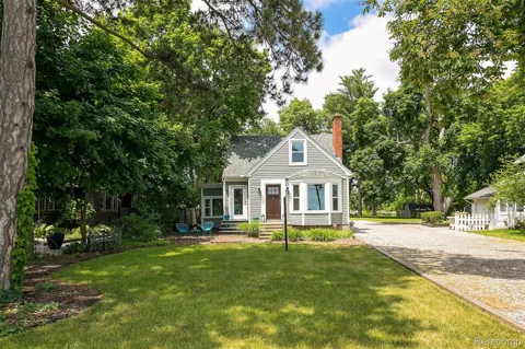 3630 ORCHARD LAKE ROAD
