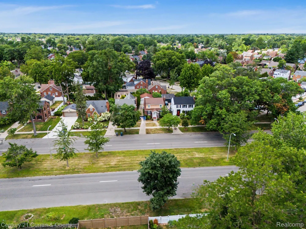 19036 Outer Drive Dearborn City, MI 48128
