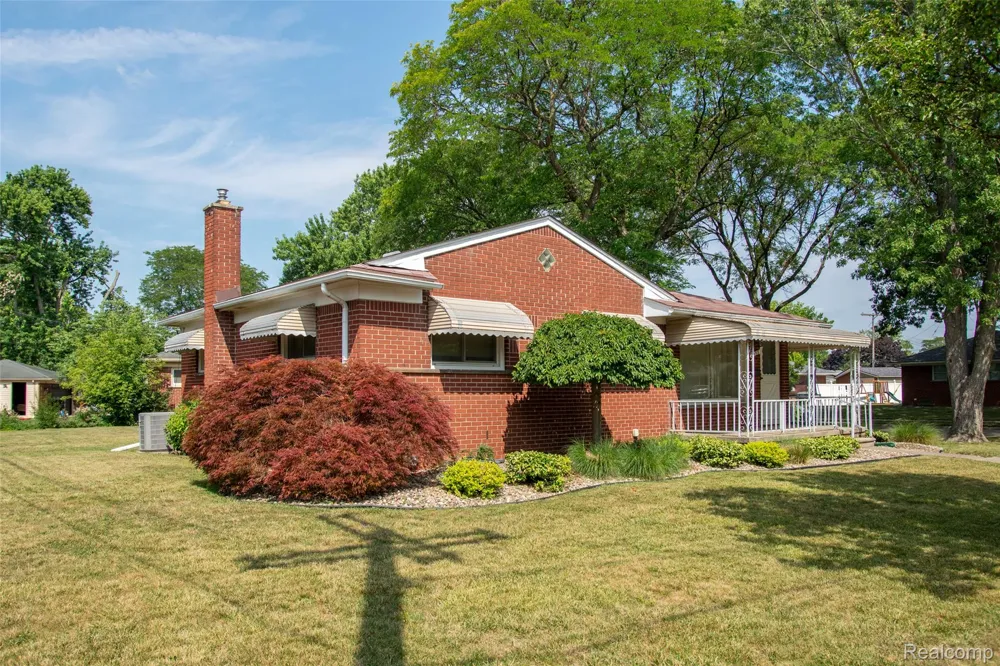 3458 Norwood Drive Trenton City, MI 48183