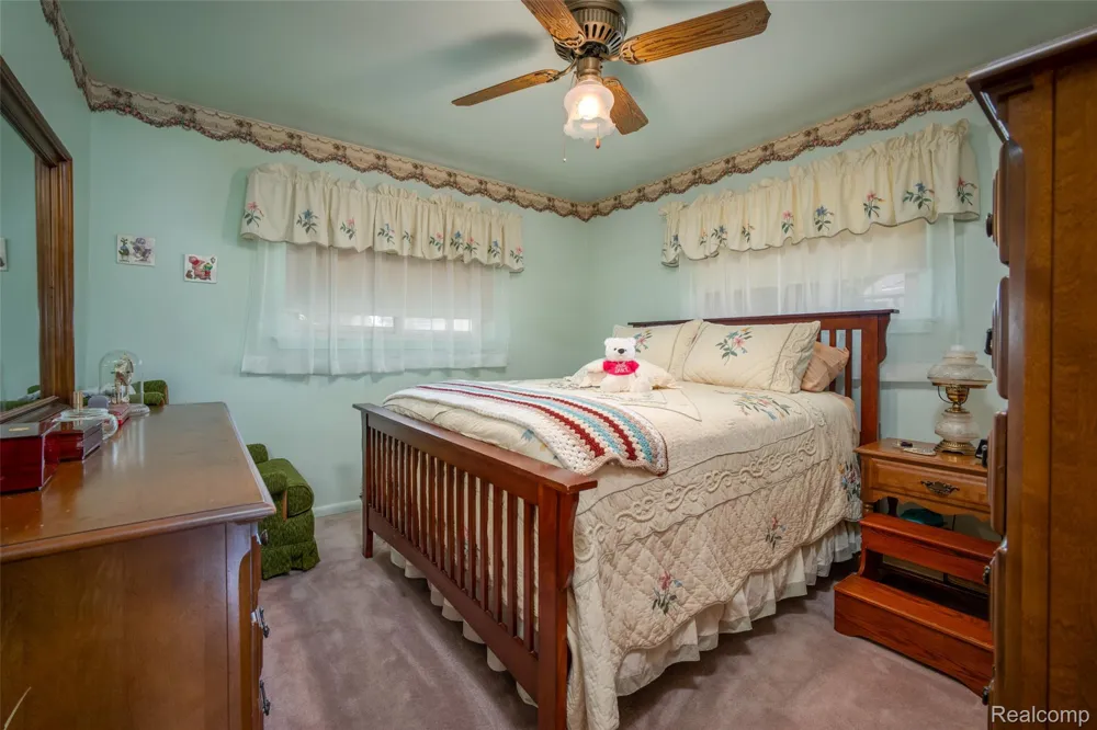 3458 Norwood Drive Trenton City, MI 48183