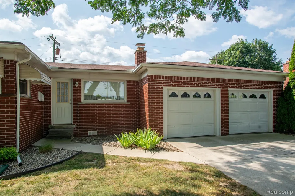 3458 Norwood Drive Trenton City, MI 48183