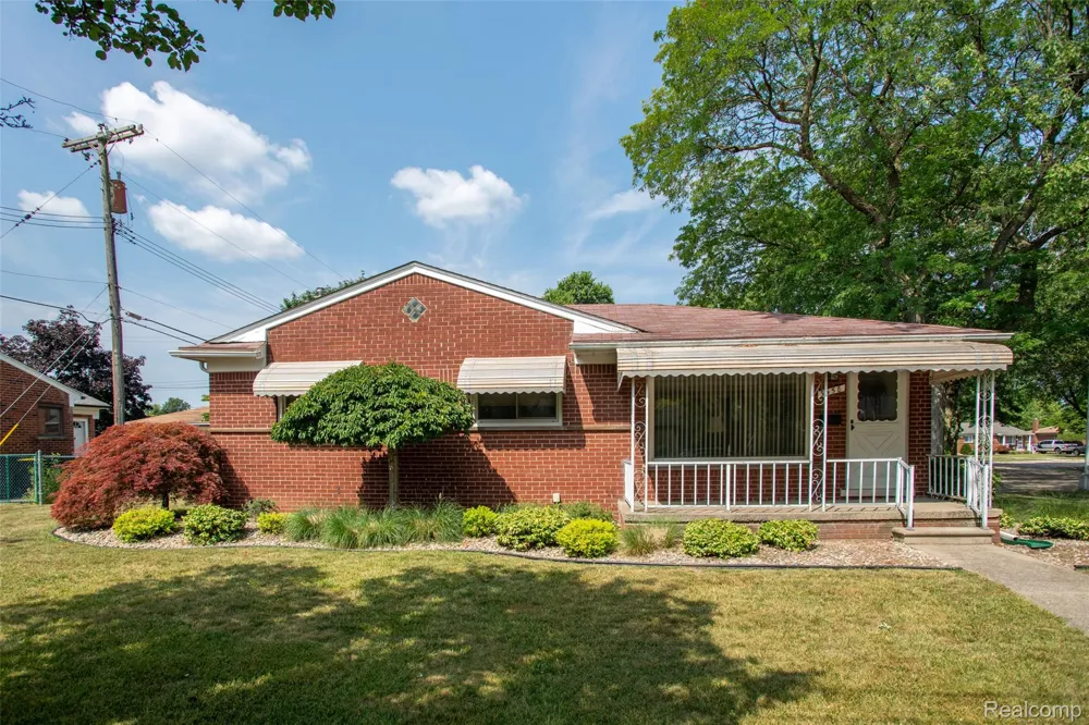 3458 Norwood Drive Trenton City, MI 48183