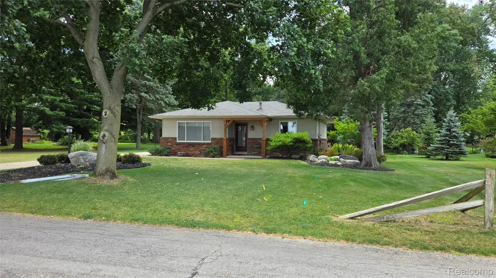 4357 Skusa Drive Genoa Township, MI 48116