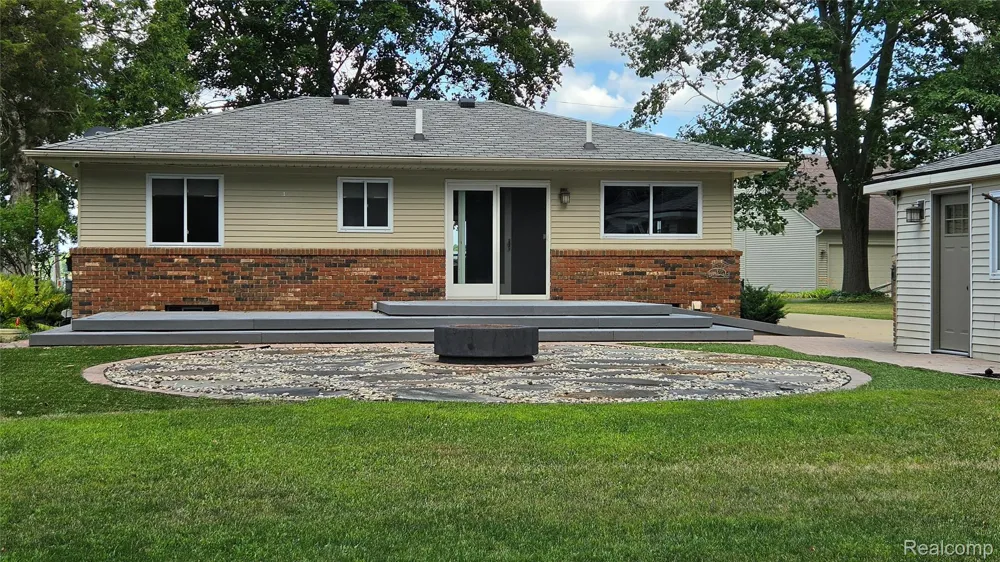4357 Skusa Drive Genoa Township, MI 48116