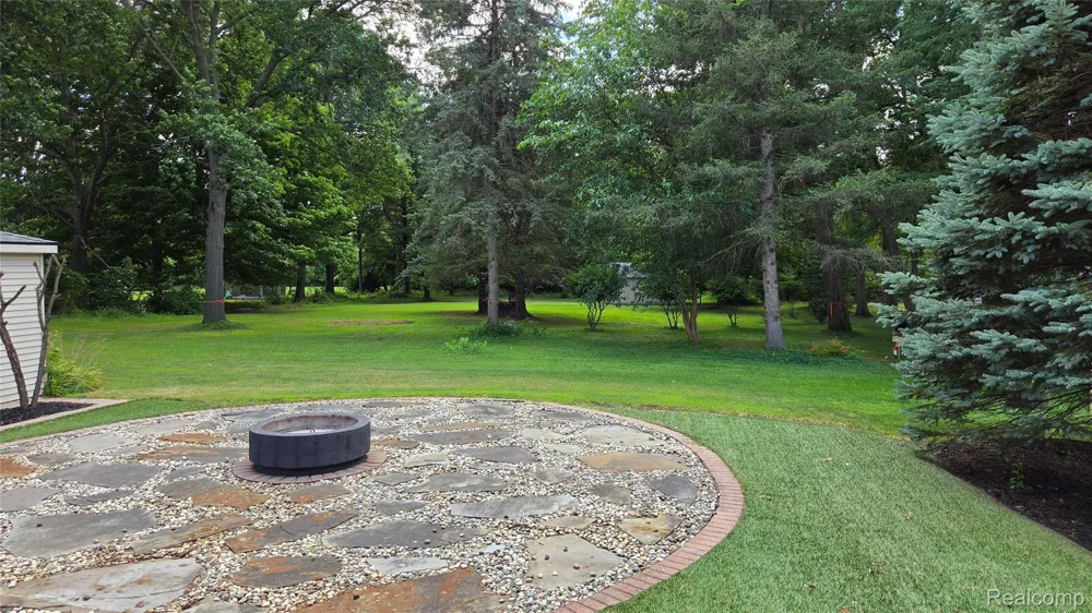 4357 Skusa Drive Genoa Township, MI 48116