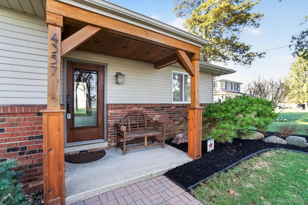 4357 Skusa Drive Genoa Township, MI 48116