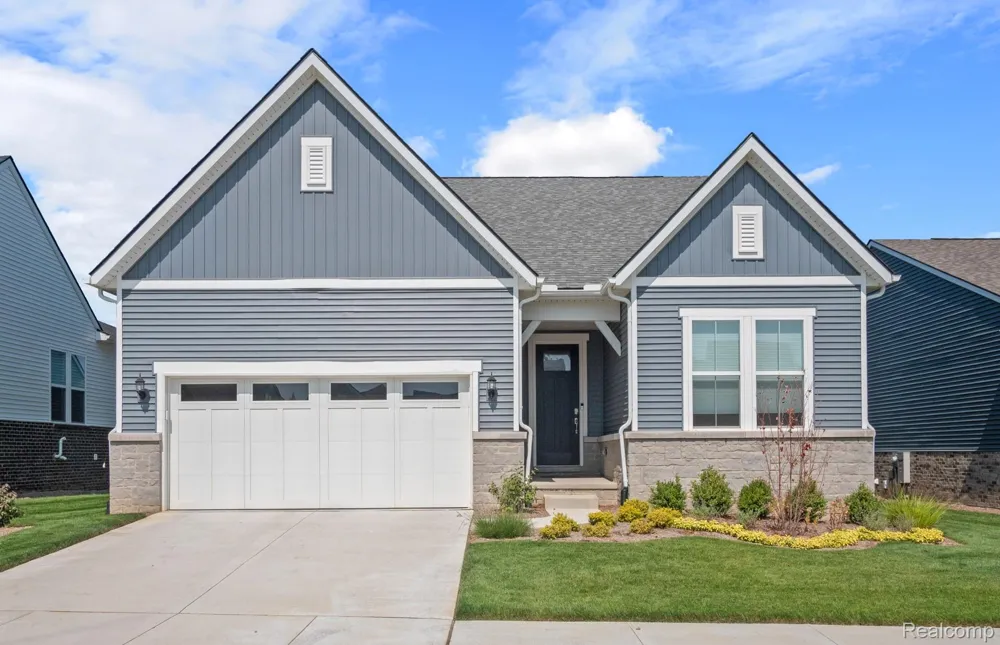 1656 Moss Drive Milford Charter Township, MI 48381