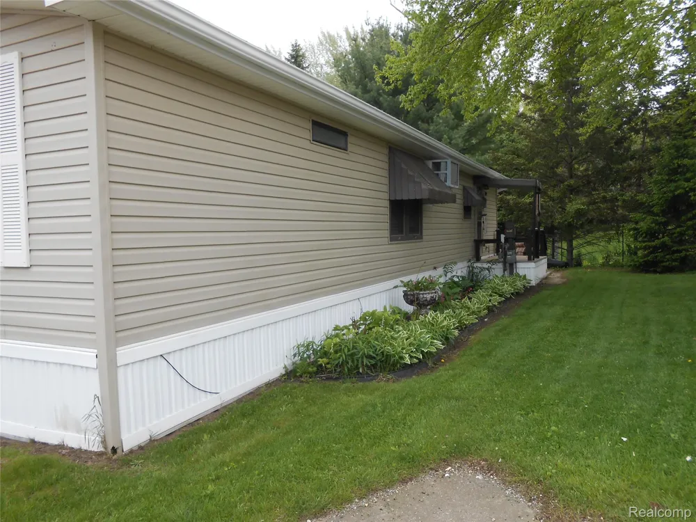 256 Shoreline Sanilac Township, MI 48469