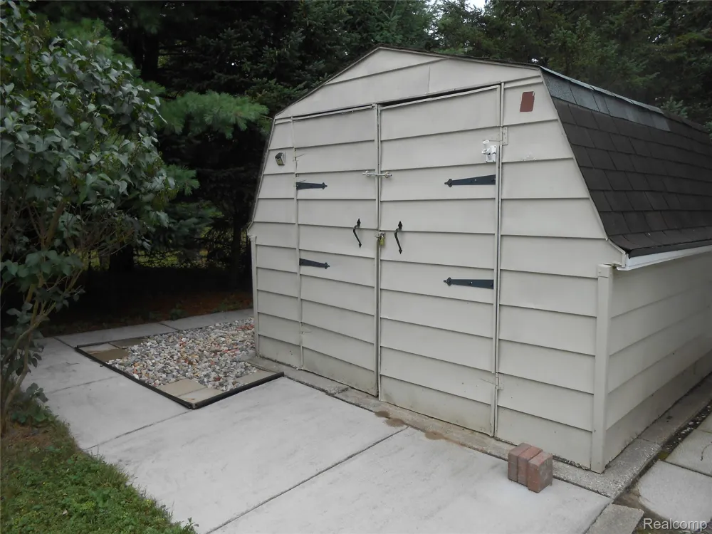 256 Shoreline Sanilac Township, MI 48469