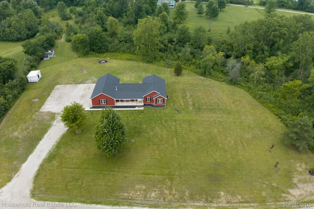 4730 River Hill Drive China Township, MI 48054