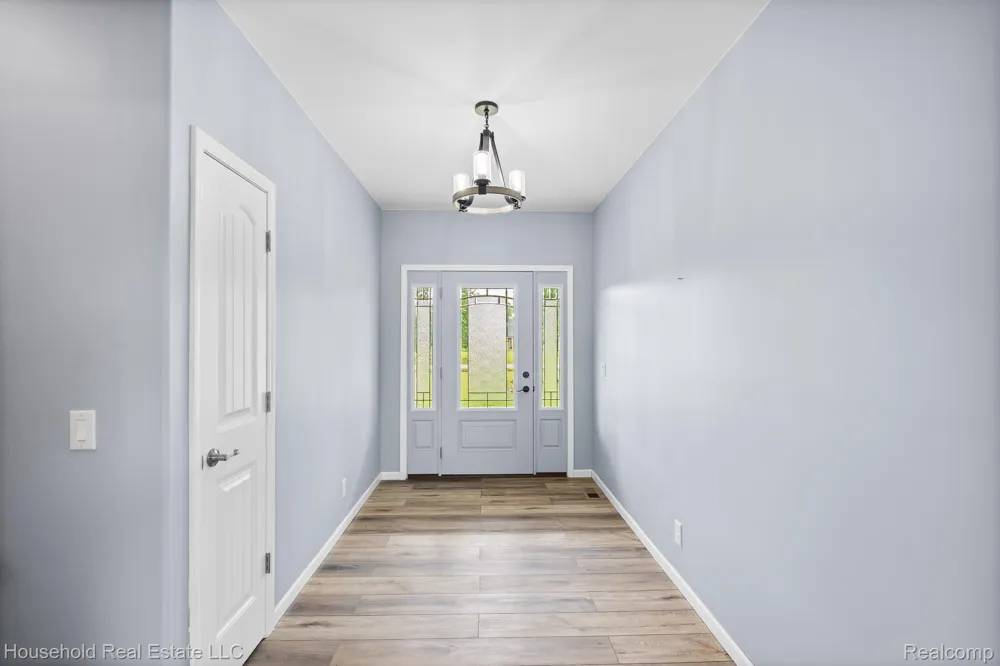 4730 River Hill Drive China Township, MI 48054
